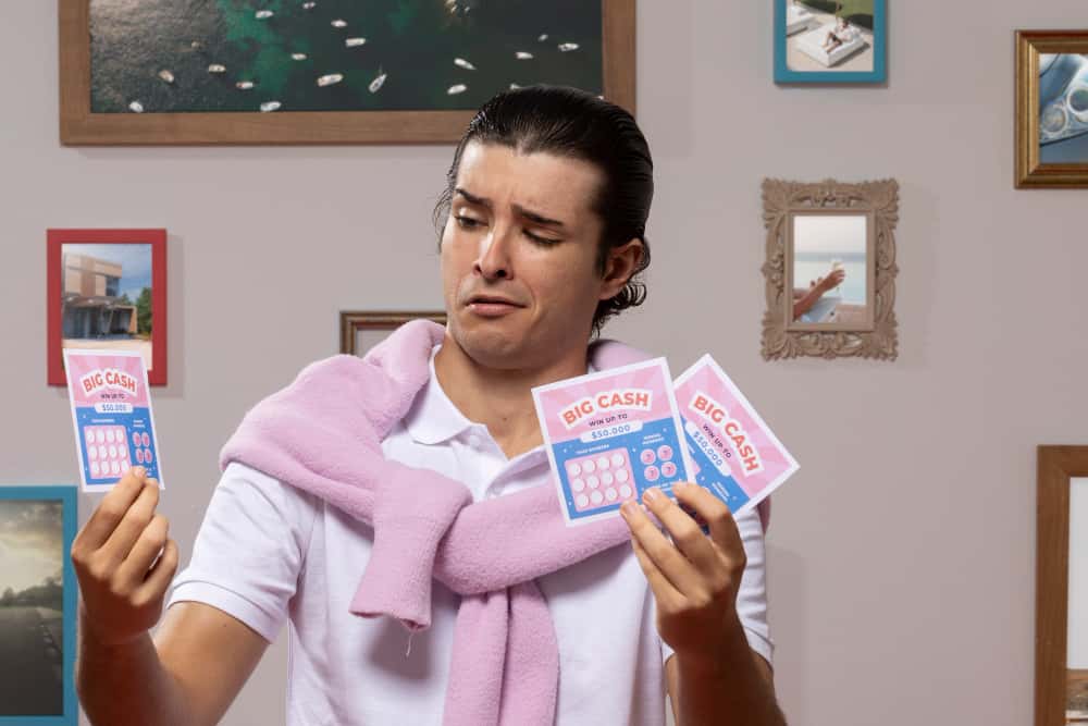 Россияне не пришли за выигрышами в лотерею на 330 млн рублей