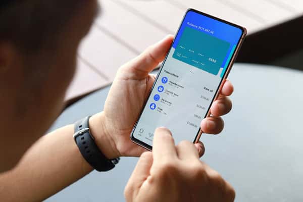 Через год подозрительные банковские переводы начнут замораживать на срок до двух дней