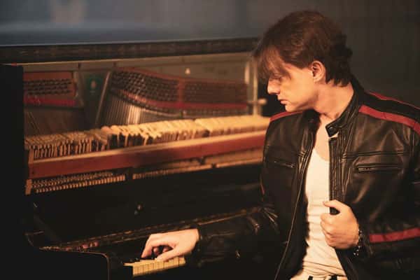 Самый рейтинговый участник шоу «Голос» даст сразу 2 сольных концерта в Кремле