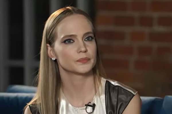 «Второй день проводят время в бомбоубежище»: Глюкоза вместе с детьми застряла в Израиле