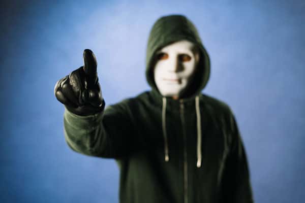 Хакеры нашли способ красть данные и записывать разговоры в WhatsApp