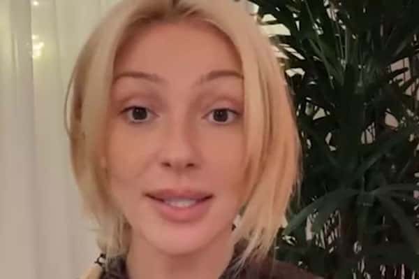 Настя Ивлеева записала длинное видео с комментариями о своей «голой» вечеринке