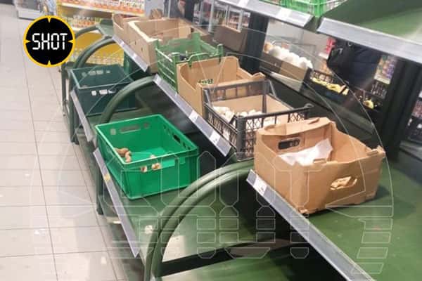 Сильнейшие метели парализовали Ульяновскую область: грузовики с продуктами застряли на дорогах, магазины опустели