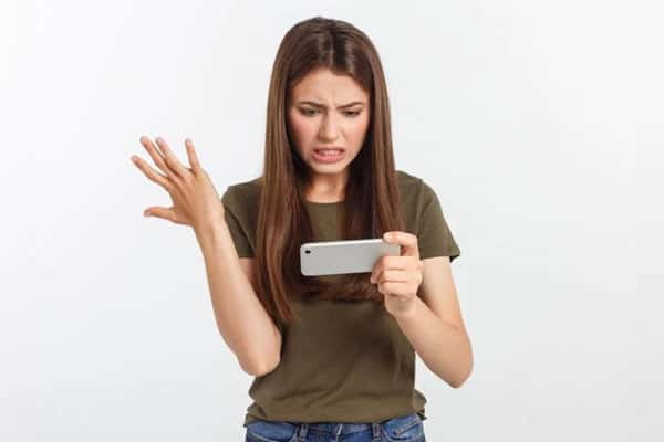 В России сбоят мессенджеры WhatsApp* и Viber