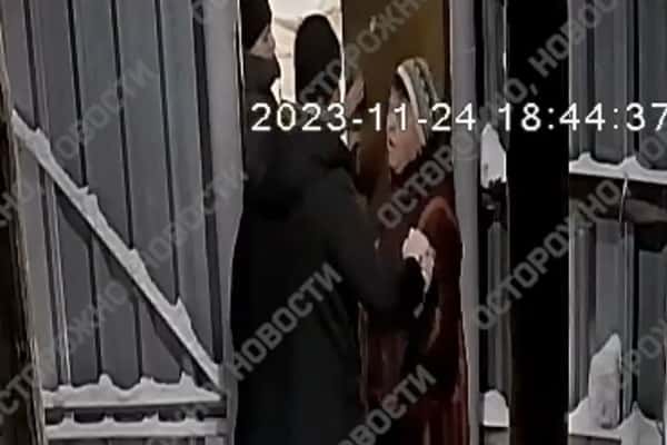 В Сыктывкаре полицейский применил силу к 72-летней пенсионерке