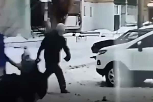 В Стерлитамаке 11-летний мальчик, спасший сестру от похитителя в балаклаве, получил награду от главы МВД