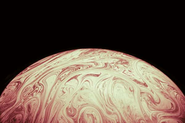 Аппарат NASA зафиксировал русла древних рек на Марсе 