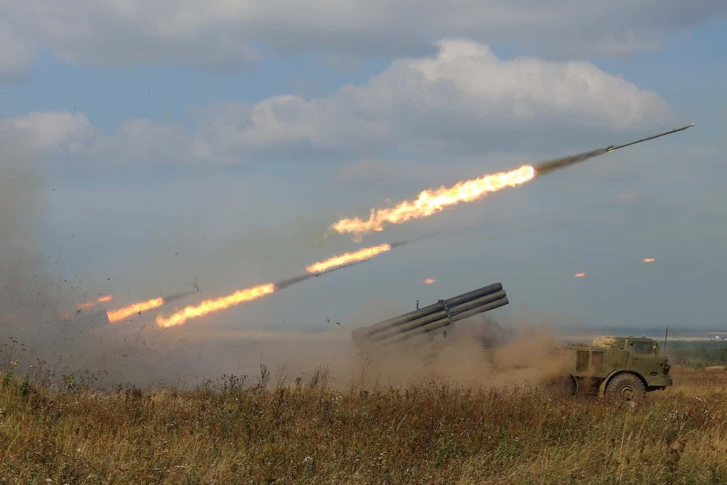 Шойгу заявил о создании двух резервных армий в России. Из кого они состоят