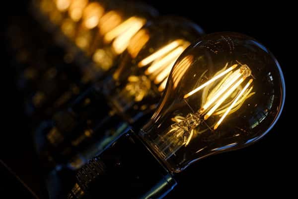 Виноваты лампочки: смена освещения снижает уровень сахара