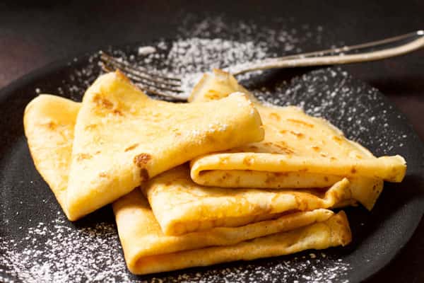 Диетолог назвал хитрость, которая сделает блины полезнее