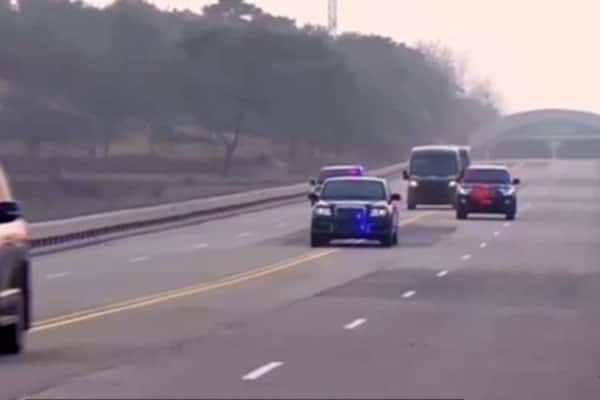 Лидер Северной Кореи поехал на мероприятие на подаренном Путиным автомобиле