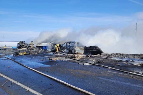 Шесть человек погибли в ДТП с фурами и микроавтобусом