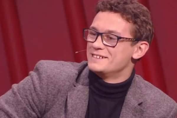 Звезда «Слово пацана» укусил официантку в баре в Новосибирске