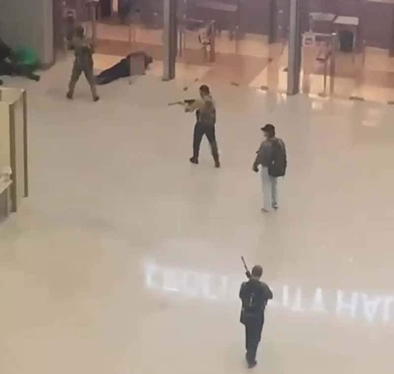 На Crocus City Hall напали как минимум пять бородатых мужчин с автоматами