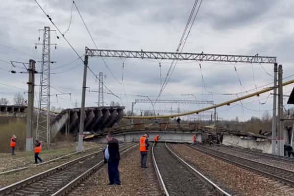 Восемь тысяч человек в Вязьме остались без газа из-за обрушения моста
