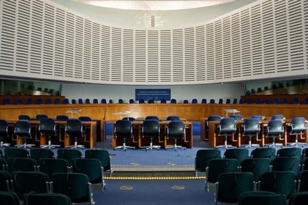 Daily Mail: одну из богатейших женщин Вьетнама приговорили к смерти за хищения