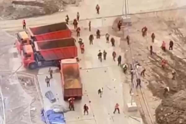 В Москве около 20 рабочих задержаны после массовой драки на стройке