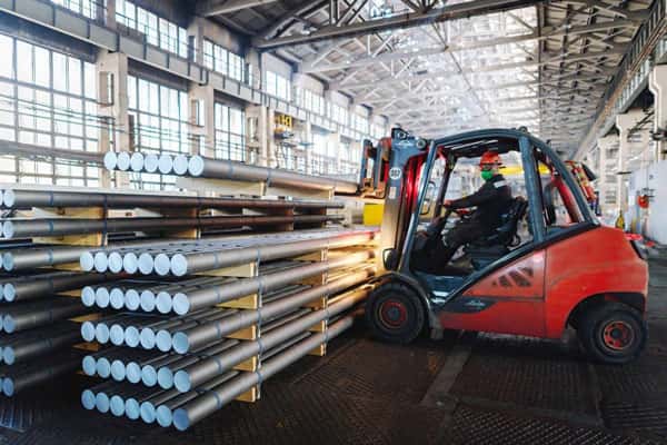 Новые санкции не остановят "Русал" в поставках алюминия: компания уверена в способности продолжать деятельность