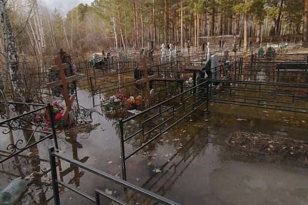 Тревога в Челябинске: угроза талых вод для водохранилища и могил