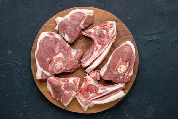 Лукашенко рассказал, что фермеры в Белоруссии торговали мясом из скотомогильника