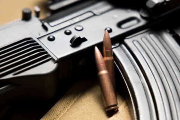 Учитель ОБЖ устроил стрельбу холостыми патронами на учениях в Петербурге