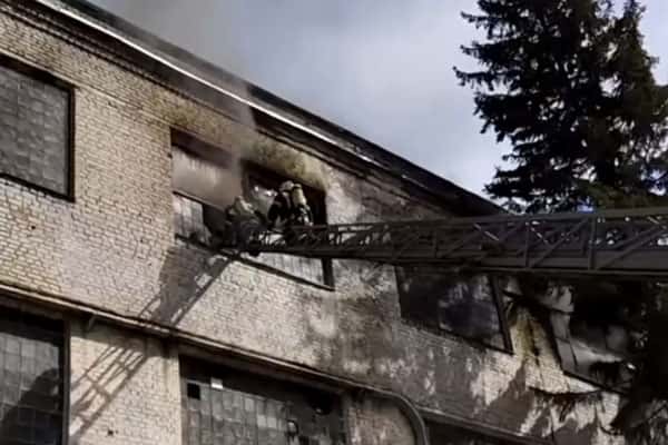 Трое человек погибли при пожаре на машиностроительном заводе в Воронеже