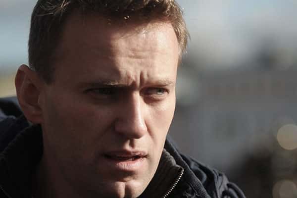 РПЦ запретила в служении проводившего панихиду по Навальному* иерея Сафронова