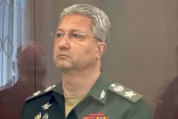 Арестованный экс-заместитель Шойгу передал две дорогостоящие машины бывшей жене