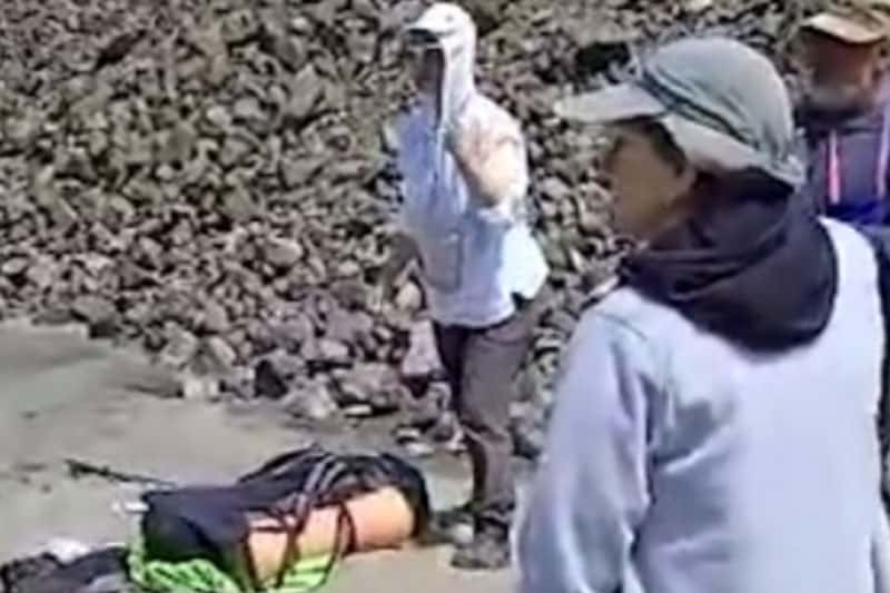 «Живы и здоровы»: в Киргизии спасатели нашли троих россиян, пропавших в горах