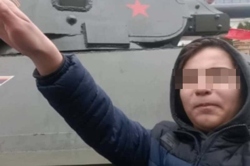 На параде Победы в Самаре подросток зиговал и печалился за проигрыш Гитлера