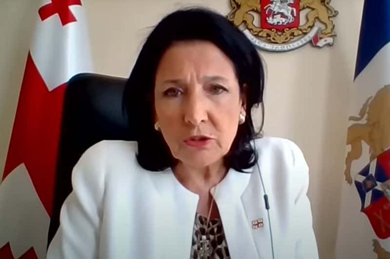 Зурабишвили назвала закон об иноагентах русским и наложила на него вето