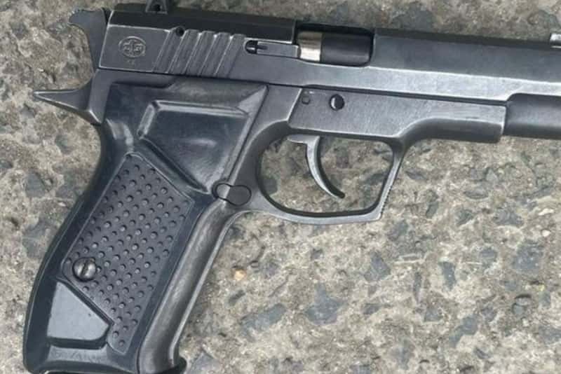 Устроивших перестрелку в жилом дворе в Кемерове восьмерых мужчин задержали