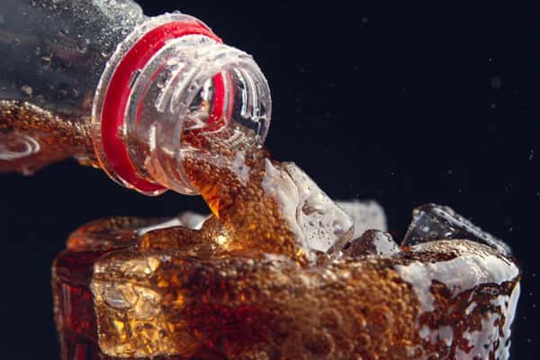 Изменение вкусовых предпочтений": Что пьют россияне вместо Coca-Cola?