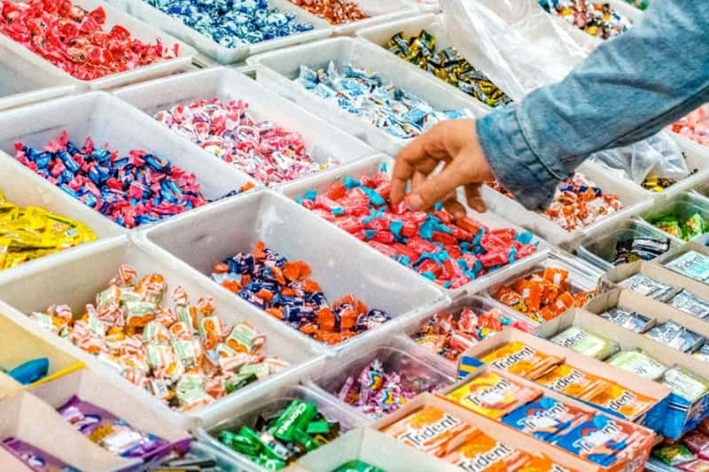 Исследование: как сладкие напитки и рецепторы влияют на уровень сахара в крови