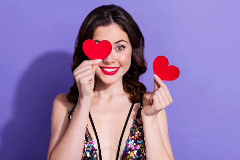 Модные тенденции для выпускного: стильные и яркие образы от эксперта Лины Дембиковой