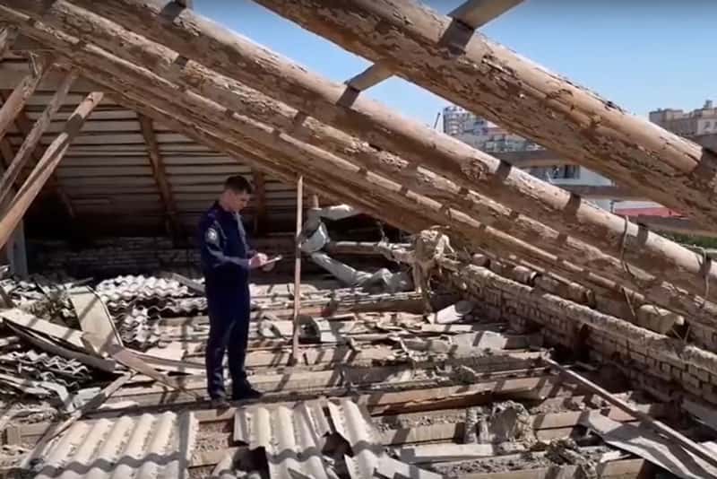 Дети пострадали из-за сорвавшейся крыши школы в Краснодаре