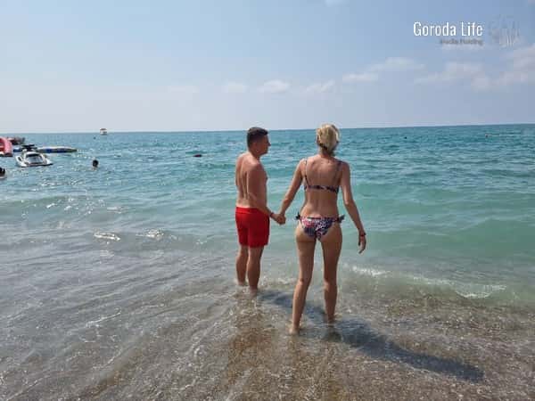 Биолог предупреждает: опасность в водоемах с карпами не в их нападениях, а в плоских червях, вызывающих описторхоз!