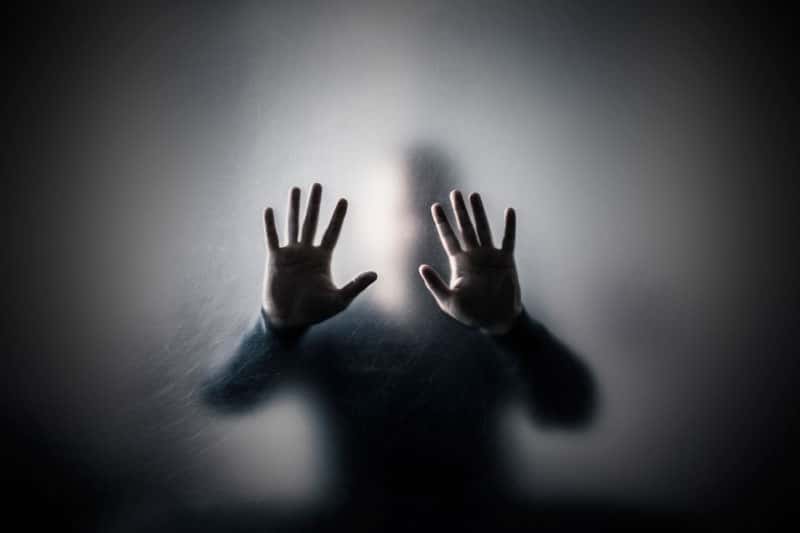 Дружба со смертью: Психоаналитик рассказал, как преодолевать паническую атаку