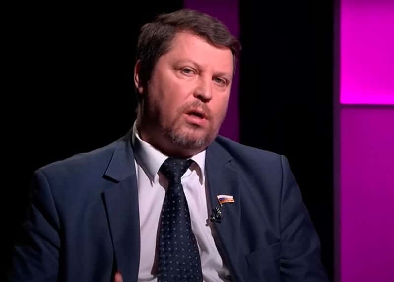 В Самаре мигранты избили депутата Госдумы Михаила Матвеева. Видео