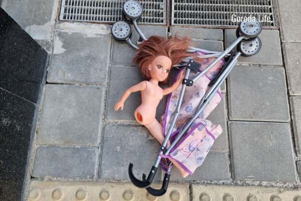 В Омске приставы случайно приписали восьмилетней девочке 700 тысяч рублей долга