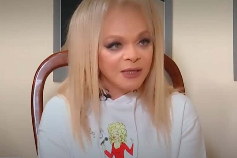 Концертный директор рассказал о шоке Долиной из-за аферы с ее квартирой