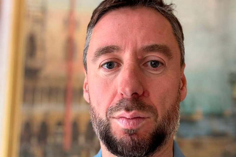 Муж Татьяны Скандал в семье владельцев Wildberries: Бакальчук решил зарегистрировать собственный товарный знак для защиты бизнеса