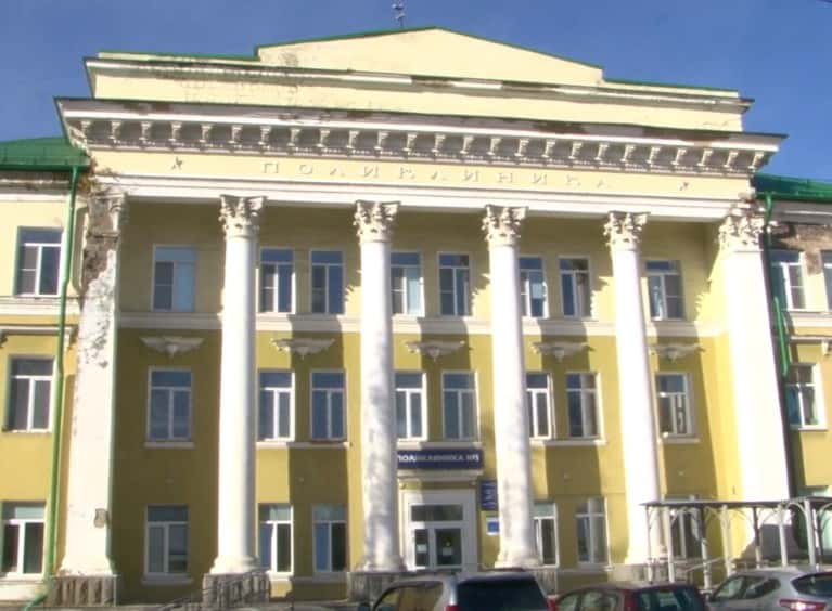 Врачебный бунт: из больницы Первоуральска уволились 111 медиков из-за нового заместителя главврача