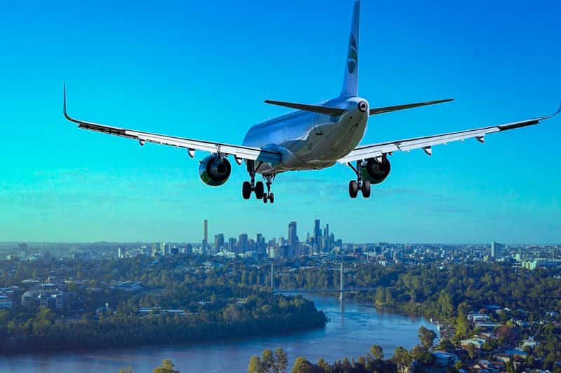 "Ростех" пригласил актера Кологривого на экскурсию после критики Superjet