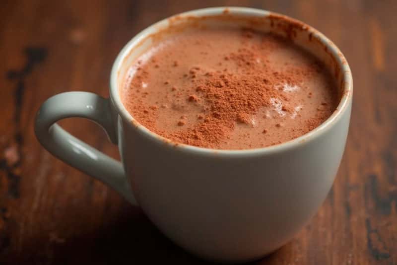 Горячий шоколад: "Напиток древних богов, который может испортить здоровье!" Как пить правильно?