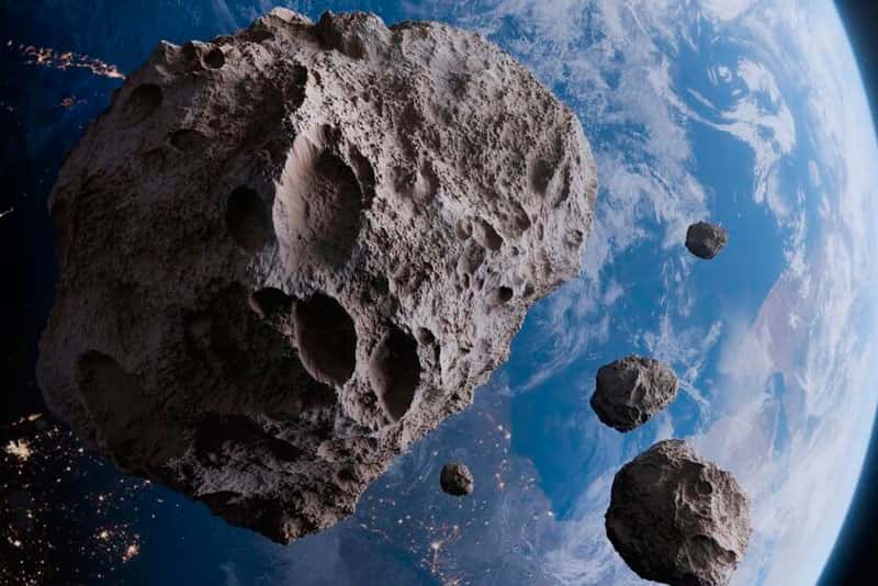 Потенциальная угроза от астероида 2024 YR4: «Столкновение с Луной может вызвать метеоритный дождь на Земле!»