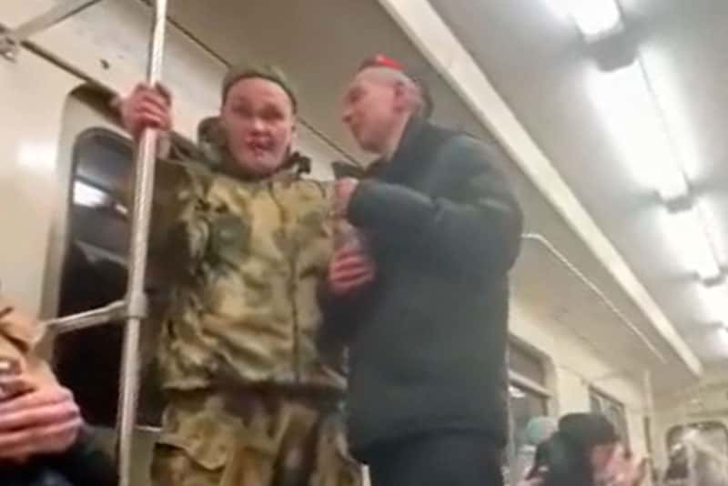 Пьяный мужчина в военной форме угрожал пассажиру московского метро, потому что тот был побрит налысо