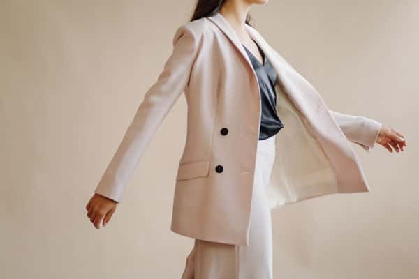 "Бред сумасшедшего": в Госдуме раскритиковали депутата за слова о женщинах в мини-юбках