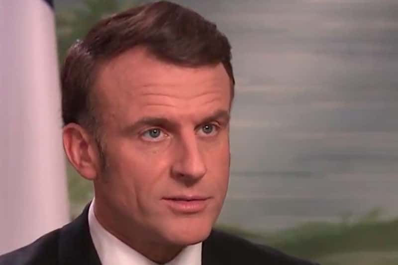 Макрон призвал Европу вооружаться после разговора Путина и Трампа