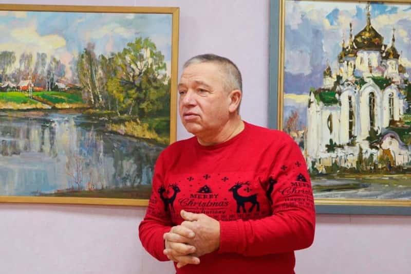 Российский художник утверждает, что жена из-за квартиры обвинила его в педофилии